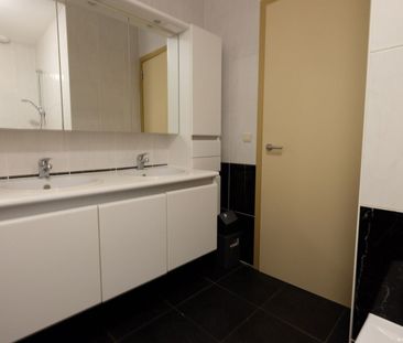 Leuk één slaapkamerappartement met autostaanplaats te huur - Foto 1