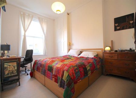 2 Bed Flat, Tisbury Road, BN3 - Photo 2
