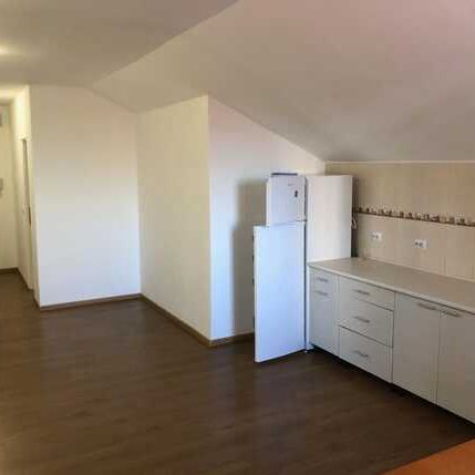 Apartament 3 camere, 80mp, zona strazii Alverna - Fotografie 1