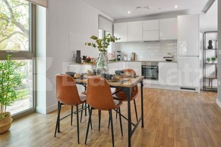 Luxury 1 Bed Apartment in Aster Apts N15 with Gym & Concierge - Photo 3