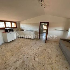 Mansarda via Martiri della Libertà, Centro, Città di Castello - Foto 3