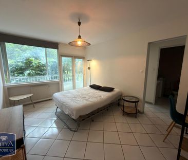 Location Appartement 1 pièce 28m² MARSEILLE 9ème - Photo 1
