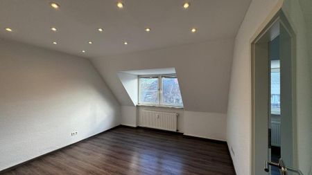 Moderne helle Wohnung 2ZKDB Erstbezug saniert Dachgeschoss Inrath - Foto 4