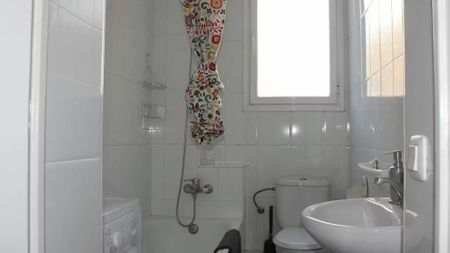 Carrer de Sant Roc, Barcelona, Catalonia 08014 - Photo 3