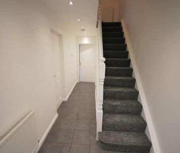 Engel Close, Ramsbottom, BL0 - Photo 2
