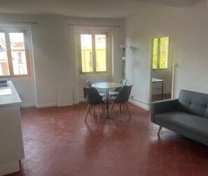 Location Appartement 2 pièces 46 m2 à Perpignan - Photo 2