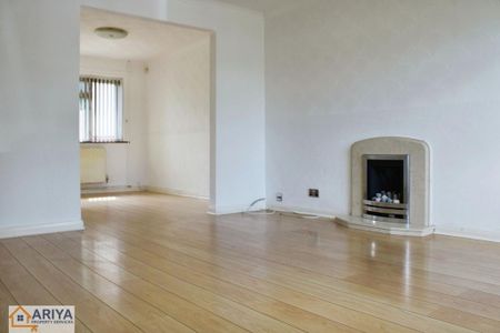 3 bedroom semi-detached house to rent - Photo 2