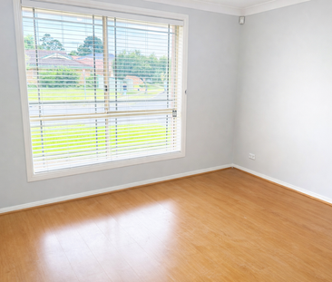 3 Bedroom Family Home in Sought After Glenmore Park - Photo 3