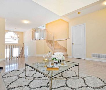 For Lease - 108 Melbourne Drive, Richmond Hill, Ontario - Photo 1