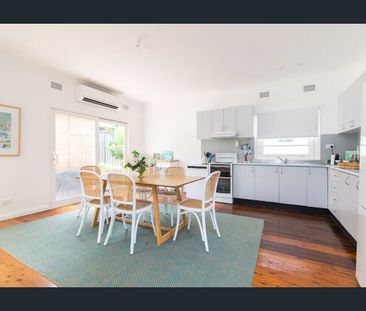 300m to Shoal Bay Beach! - Photo 3