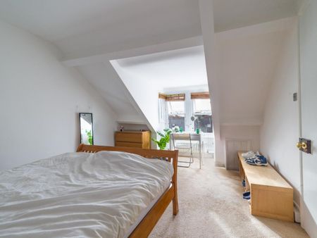 4 bedroom maisonette to rent - Photo 4