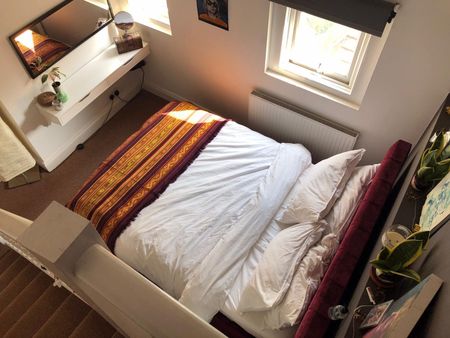 2 Bed Flat, Montrell Road, SW2 - Photo 5