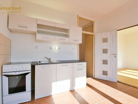 Pronájem bytu 1+1 38 m2 - Fotografie 2