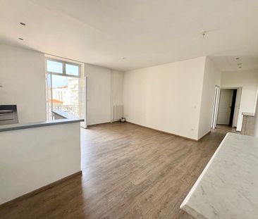 Location Appartement 3 pièces 60m² NICE 06000 - Photo 1