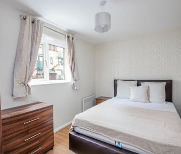 2 bedroom apartment to rent - Photo 4