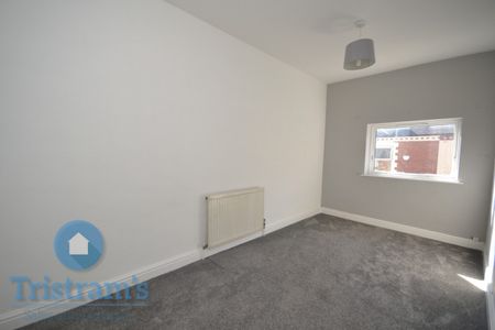 3 bed Mid Terraced House for Rent - Photo 4