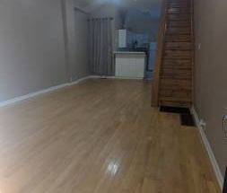 House for Rent in Leslieville - Photo 3