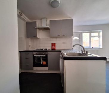 2 bedroom bungalow to rent - Photo 3