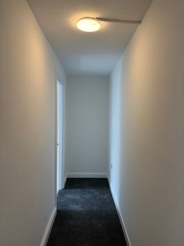 2 Bed Flat, East Parkside, EH16 - Photo 2