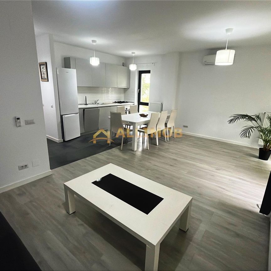 Casa de închiriat – Otopeni, zona ultracentrala (str. 23 August) - Fotografie 1