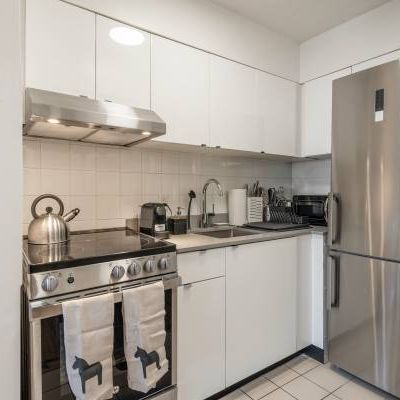 $2,200/ 400ft2 - Amazing Studio Fully Renovated, Steps to Sunset Beach - Photo 3