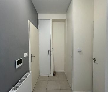 Location Appartement 1 pièce 25m² - Photo 4