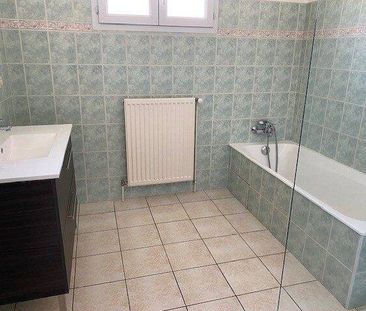 Location maison villa 4 pièces 103 m² à Ampuis (69420) - Photo 2