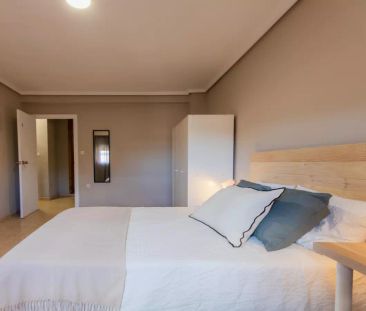 Room in a shared 5-bedroom apartment for rent in Benimaclet. - Foto 6