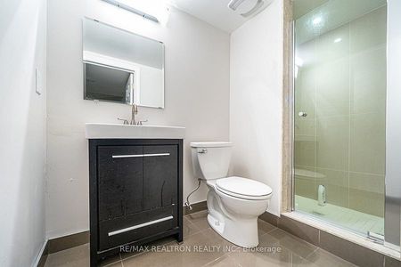 For Lease - 24 Beaumont Place, Vaughan, Ontario - Photo 3