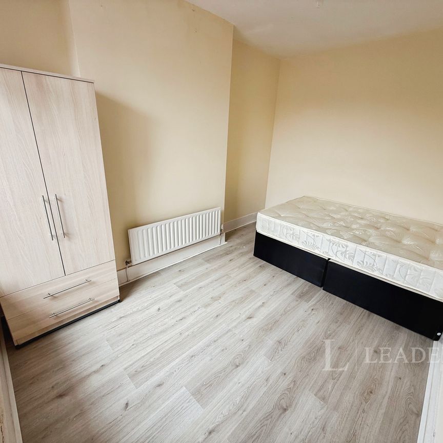 1 bedroom property to rent Leicester Street, Leamington Spa, CV32 - Photo 1