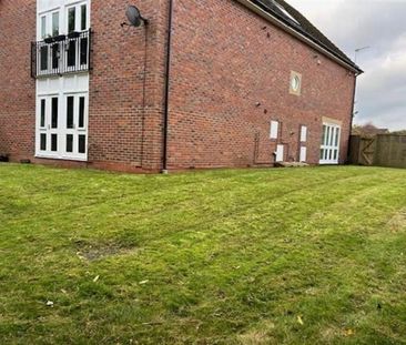 1 Bedroom Apartment To Let - Photo 5