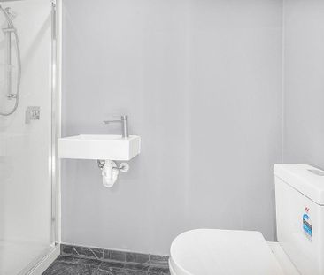 Lovely Family Home on River Road - Photo 1