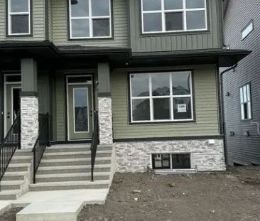 Brand New 4 Bedroom Duplex | 108 Edith Place North West, Calgary - Photo 1