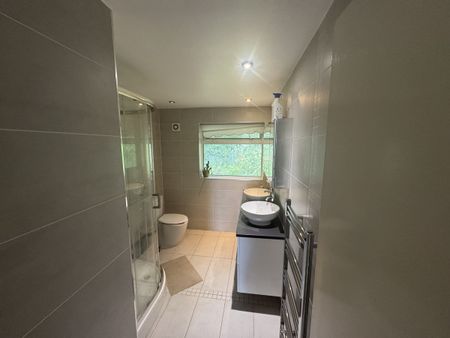 Roselea Cottage, Croydon, CR0 5 - Photo 5