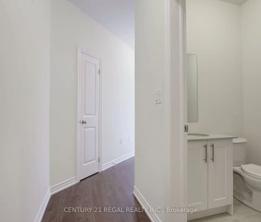 Condo Townhouse For Lease | N9195068 - Photo 2