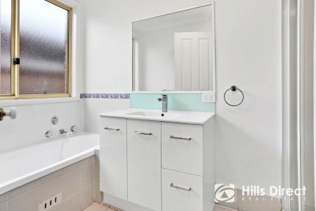 SINGLE LEVEL LOW MAINTENANCE HOME - Photo 4