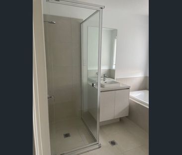 Furnished one Bed Room for lease, Close Marsden business Park, IKEA... - Photo 1