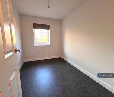 3 bedroom terraced house to rent - Photo 4