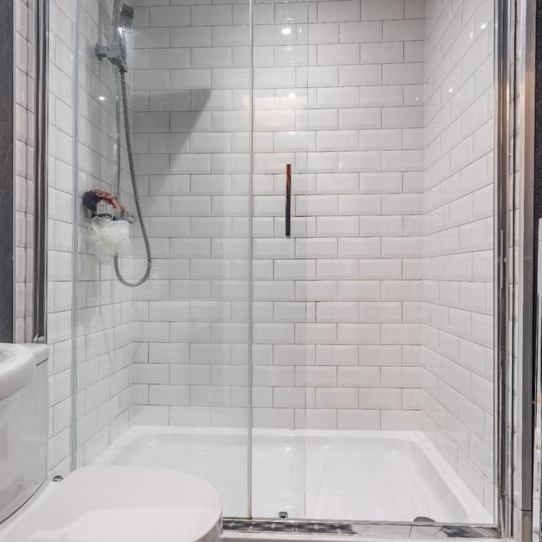 3 bedroom apartment to rent - Photo 1