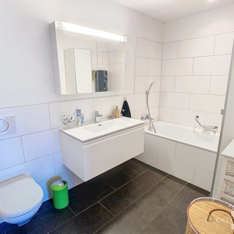 Appartement proche de la gare – Wohnung in der Nähe des Bahnhofs - Photo 1