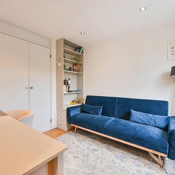 3 bedroom flat to rent - Photo 1