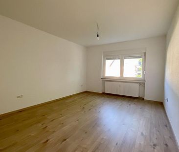 Komplett renovierte 4-Zimmer-Wohnung in absolut zentraler Lage! - Foto 3