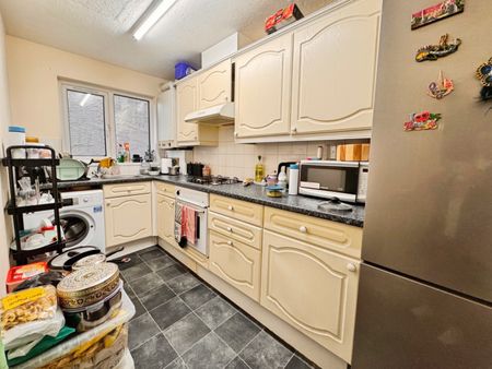 South Avenue, Southend-On-Sea - Photo 3