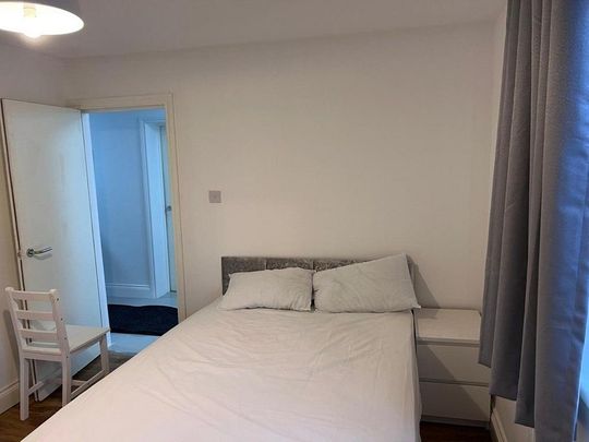 6 bedroom terraced house to rent - Photo 1