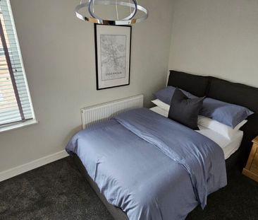 Room 3, Longroyd Terrace, Beeston, LS11 5HJ - Photo 3