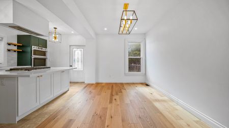 For Lease - 708 Wilson Street, Hamilton, Ontario - Photo 4