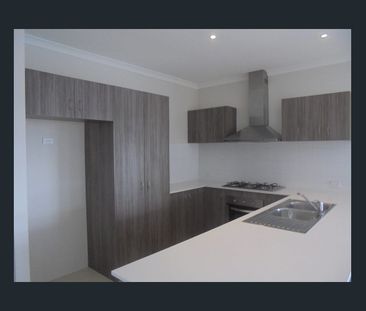 Great Location 4 x 2 - Photo 4