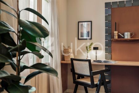 Apartamento de alquiler en Carrer del Portal Nou, Sant Pere, Sta. Caterina i la Ribera - Photo 2