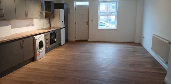 Orange Grove, Wisbech - Photo 2