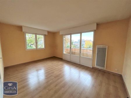 Location Appartement 3 pièces 62m² BETHUNE 62400 - Photo 4